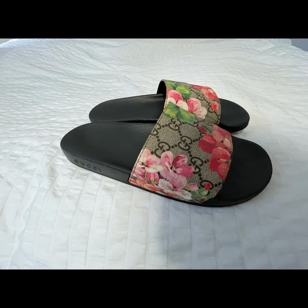Gucci slides